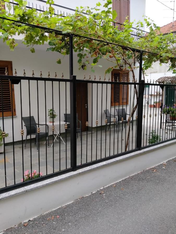 Casa Vacanza Volintiru Villa Como Exterior foto